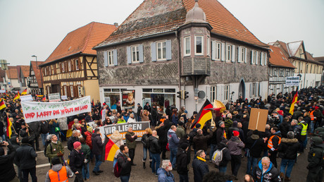 Facebook-Live: "Kandel ist überall" trifft auf "Wir sind Kandel"