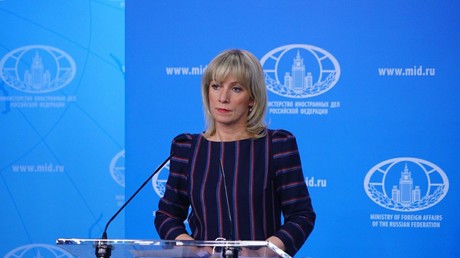 LIVE: Sonder-Pressekonferenz von Außenamtssprecherin Marija Sacharowa zu Skripal (dt. Übersetzung)