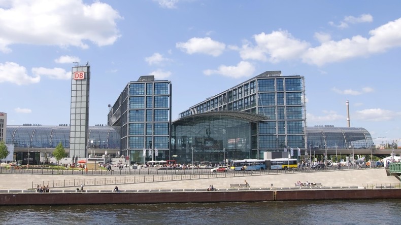 Fliegerbombe am Berliner Hauptbahnhof - Sperrung für Freitag geplant