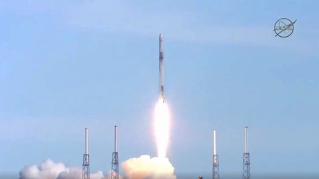 SpaceX-Raumfrachter "Dragon" mit Nachschub zur ISS gestartet