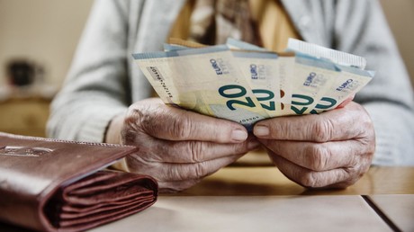 Umfrage: Bundesbürger wollen weiterhin mit Bargeld bezahlen