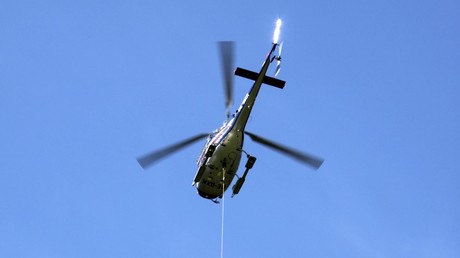Australien: Hubschrauber schleppt Boot mit Fischer in Sicherheit – Krokodile bleiben ohne Mahlzeit
