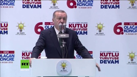 Erdogan unterstützt Luftangriffe auf Syrien und fordert auch Reaktionen auf nicht-chemische Angriffe