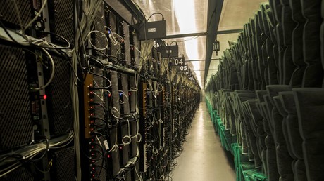 Island: Bitcoin-Räuber aus Gefängnis ausgebrochen und im Flugzeug der Regierungschefin geflüchtet