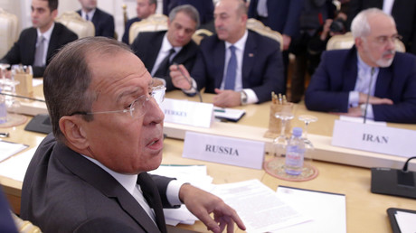Analyse: Wie die USA das strategische Dreieck Russland-Iran-Türkei in Syrien spalten wollen