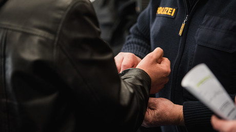 Vier junge Männer bekommen Haftstrafen wegen versuchter Gruppenreise nach Syrien