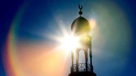 Auto rammt Passanten vor Moschee in Birmingham – zwei Menschen leicht verletzt