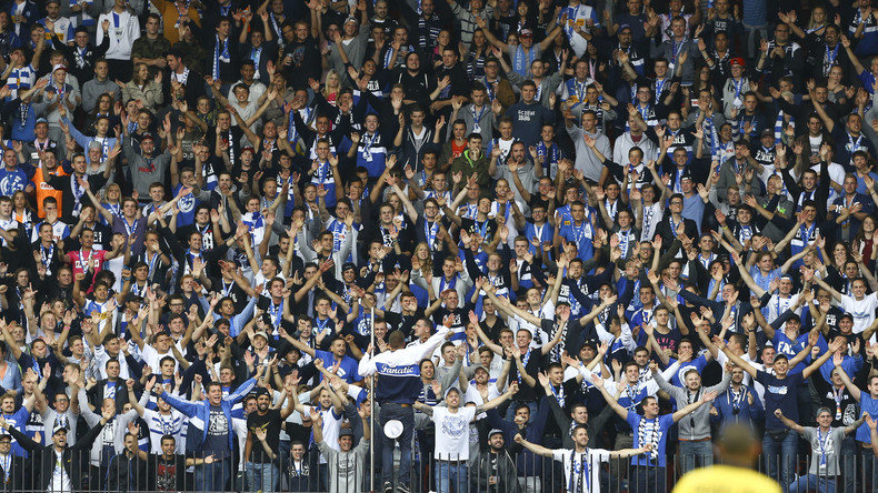 Schweizer Zugpersonal flüchtete vor gewaltbereiten Fußballfans