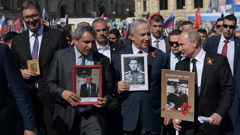 Diplomatischer Schachzug: Netanjahu wirbt beim Volksmarsch in Moskau um Billigung seiner Iranpolitik