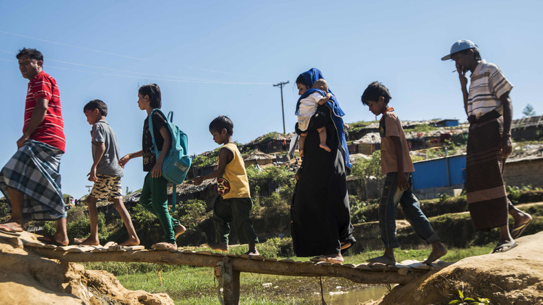 Tausende Rohingya vor Monsun in Sicherheit gebracht