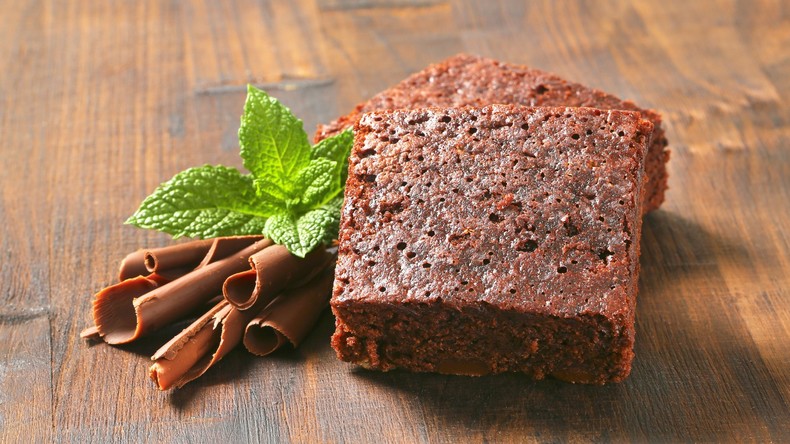 Für leichten Abgang: Frau bäckt für Kollegen Brownies mit Abführmitteln und verliert ihren Job