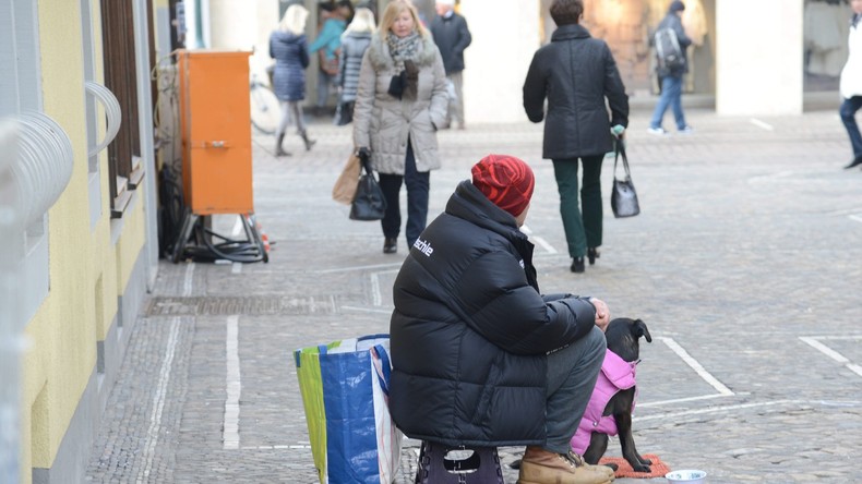 Durch Betteln zur Milliardärin: Tote Obdachlose hinterließ ein dickes Bankkonto