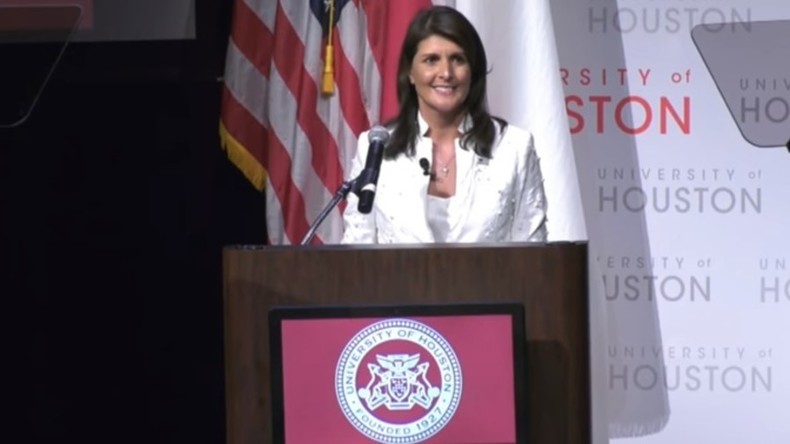"Blut an deinen Händen" - US-Botschafterin Haley von pro-plästinensischen Protestlern unterbrochen