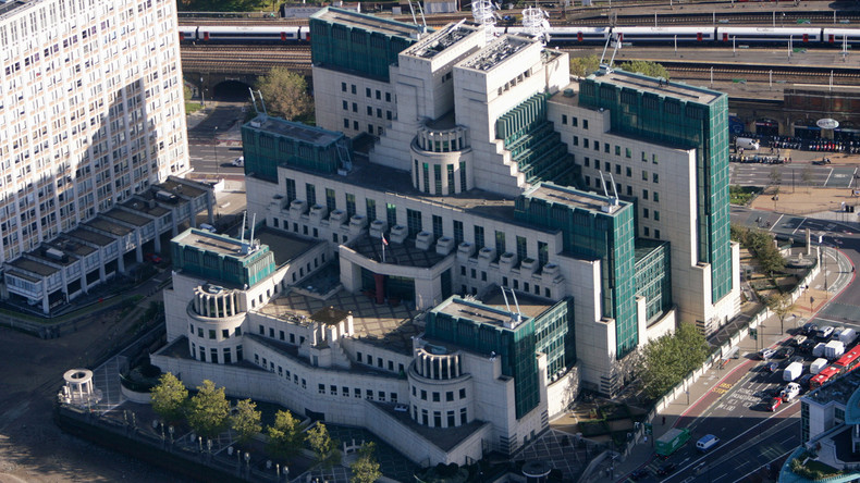 MI6 will mit neuer TV-Werbung mehr Frauen und Angehörige ethnischer Minderheiten für sich gewinnen