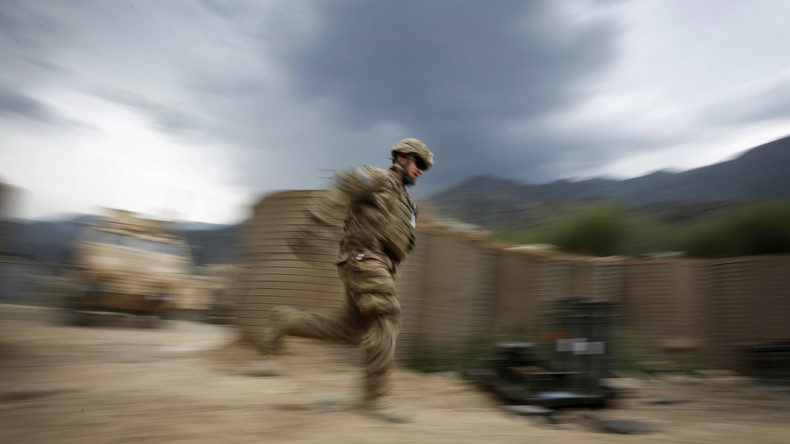 Afghanistan: Attentäter in US-amerikanischen Militäruniformen greifen Innenministerium an