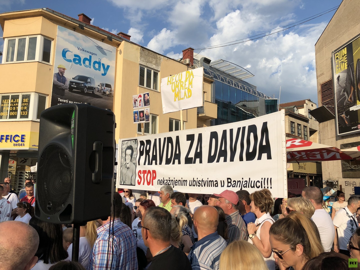 Ein Mordfall erschüttert die Republika Srpska: Demonstranten fordern "Gerechtigkeit für David"