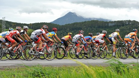 Indonesischer Vulkan spuckt Asche in vier Kilometer Höhe