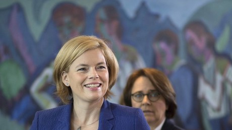 Ernährungsministerin Klöckner gegen Zuckersteuer: Geld statt für Küchen für das Essen ausgeben