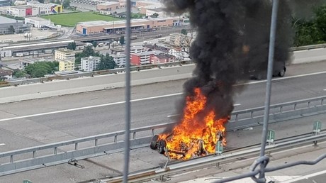 Deutscher im Tesla tödlich verunglückt - Feuerwehr untersucht Akku