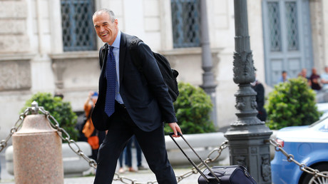 Carlo Cottarelli auf dem Weg zu Italiens Präsident Mattarella, 28. Mai 2018.