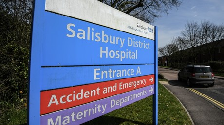 Skripal-Affäre: BBC weist auf verblüffende Ungereimtheiten hin (Video)