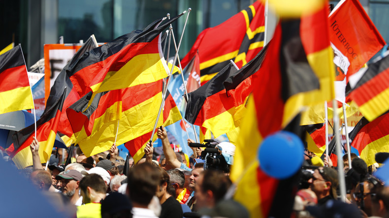 AfD-Vorstand kritisiert Nachwuchs für Gesang von ganzem Deutschlandlied