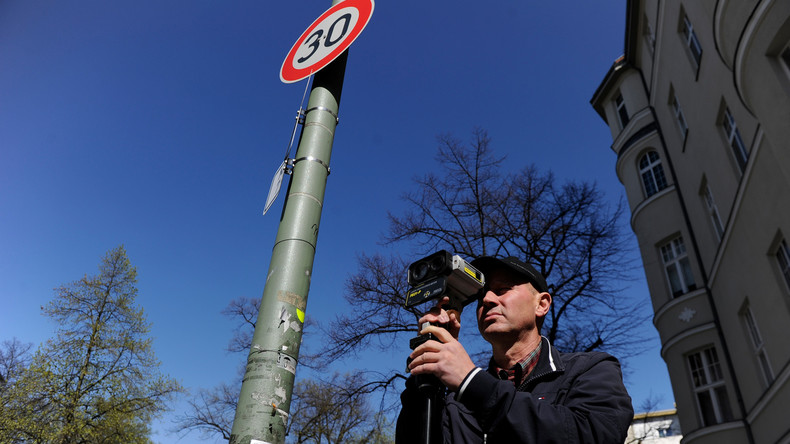 Falsche Tempo-Schilder: Tausende geblitzte Autofahrer bekommen Geld zurück