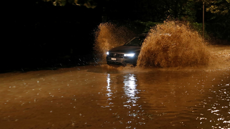 Heftiges Unwetter in Lausanne – Bahnhof steht unter Wasser