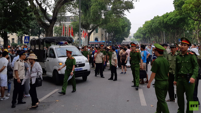 Terrorverdächtige verkleiden sich als Polizisten: Droht Vietnam eine bunte Revolution?