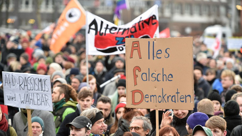 Protest gegen AfD-Büro in Bremen: Interview mit AfD-Politiker Frank Magnitz