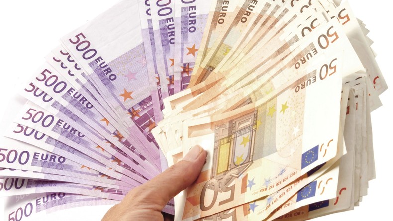 Österreicher verschwieg Tod seiner Mutter – 255.000 Euro kassiert