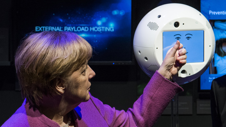 Roboter-Praktikant mit freundlichem Gesicht: SpaceX schießt Weltraum-Schiffsjungen zur ISS