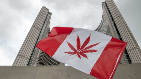 Als erstes Land im Westen: Kanadas Parlament legalisiert Cannabis