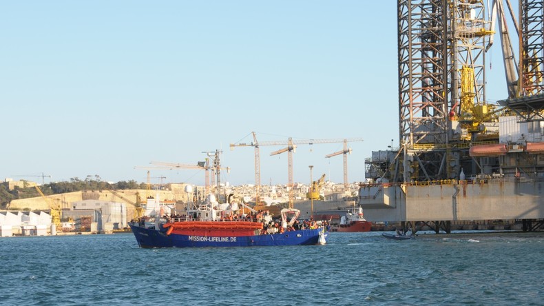 Erste Migranten von "Lifeline" verlassen Malta – Frankreich übernimmt sie