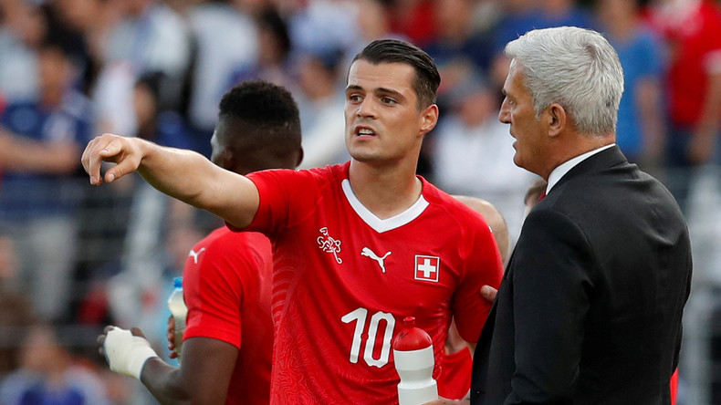 Nach Doppeladler-Geste bei WM: Debatte um doppelte Staatsbürgerschaft in der Schweiz