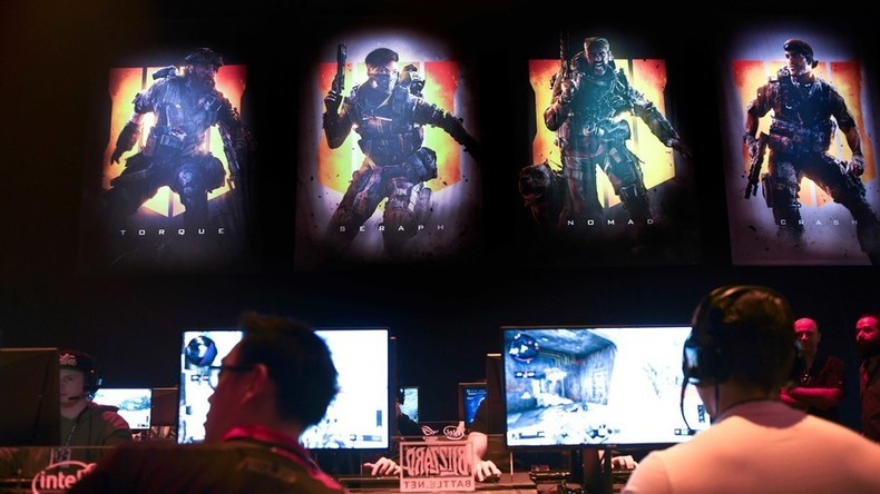Profi-Gamer trennt sich von der "heißesten Wetterfee“ – um sich auf Call Of Duty zu konzentrieren