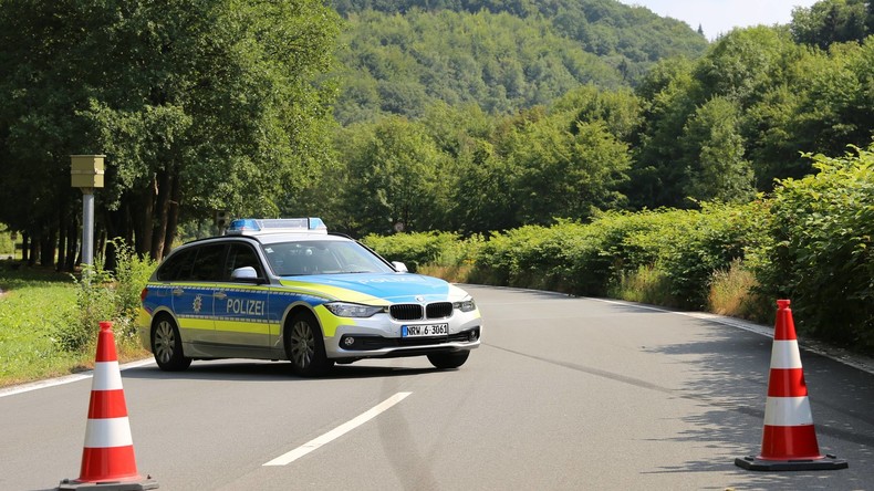 Polizei sucht bundesweit nach flüchtigem Messerstecher