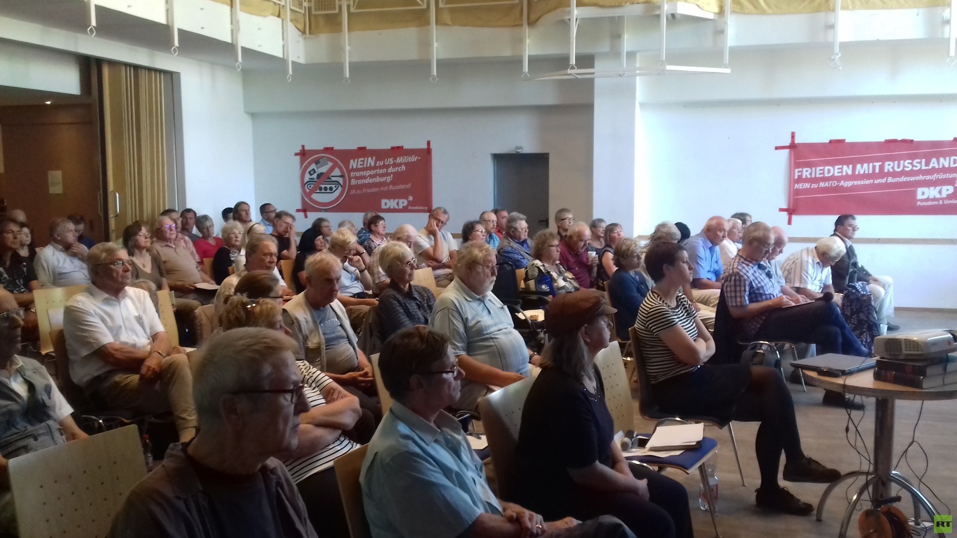 Aktionskonferenz in Potsdam: "Frieden mit Russland!"