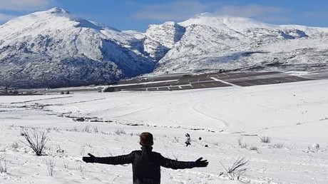 Erster Schnee seit zehn Jahren verwandelt Südafrika in Wintermärchen