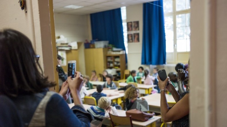 Nach Verbot in Frankreich: Debatte über Handyverbot an Schulen in Deutschland
