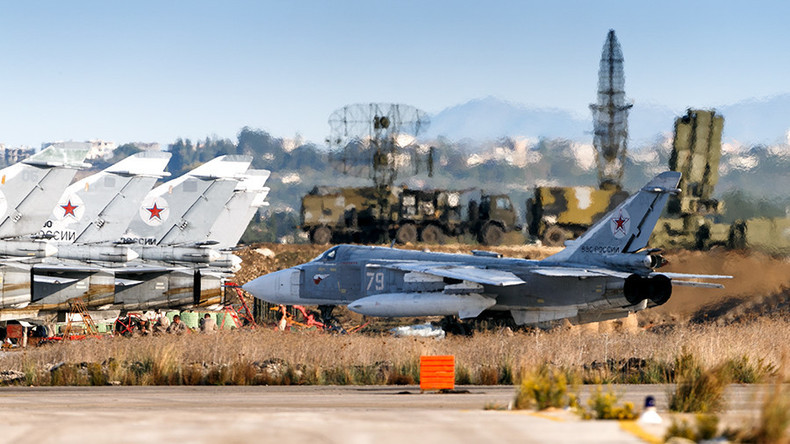 Russland schießt weitere Drohne beim Luftwaffenstützpunkt Khmeimim in Syrien ab
