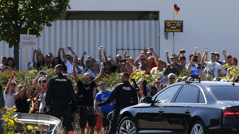 Schwieriges Terrain: Bundeskanzlerin Merkel besucht Sachsen