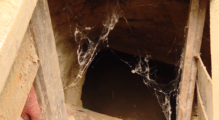 Drei Meter vorm Ziel geschnappt: Gauner graben zwei Jahre lang Tunnel zur Erdöl-Pipeline in Sibirien