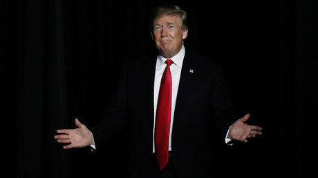 Heimliche Aufnahmen und Buch: Umstrittene Ex-Mitarbeiterin liefert sich Schlammschlacht mit Trump