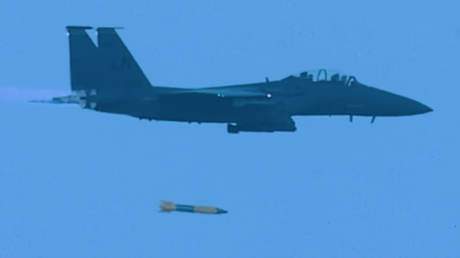 Pentagon-Labor veröffentlicht Video von B61-Atombombentest