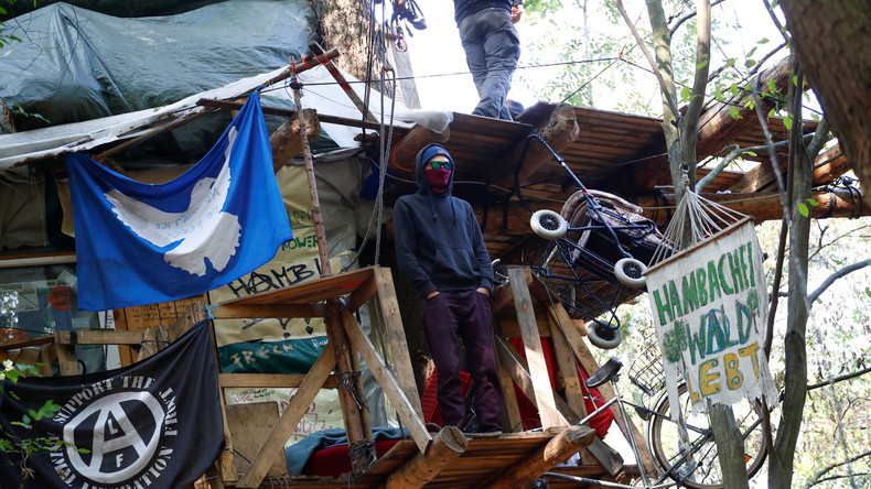 Hambacher Forst - Abgestürzter Journalist tot