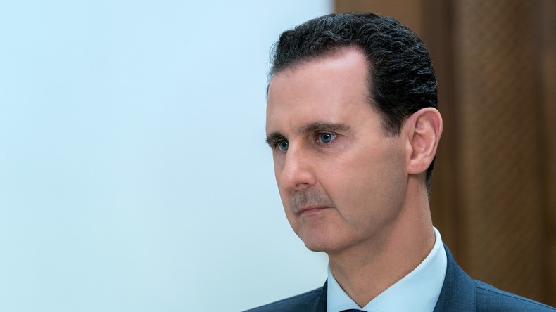 "Ergebnis üblicher Arroganz Israels": Assad bekundet Putin nach Abschuss der Il-20 sein Beileid