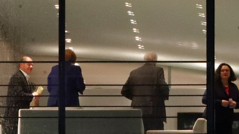 Große Koalition erreicht neues Umfragetief - CDU mit 27 Prozent auf tiefstem je gemessenen Wert
