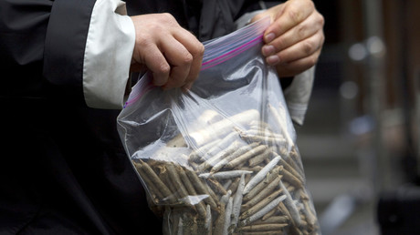 Kanadische Firma sucht Cannabis-Verkoster