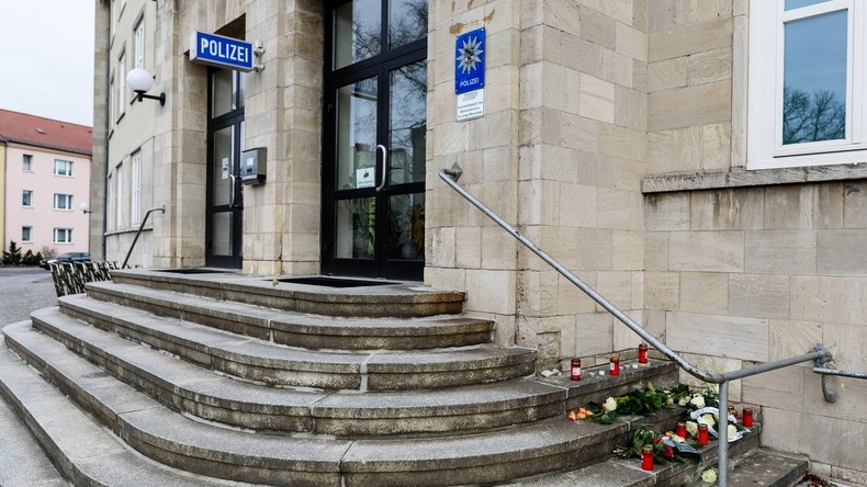 Der Fall Bichtemann: Schwerverletzter stirbt hilflos im Polizeirevier Dessau